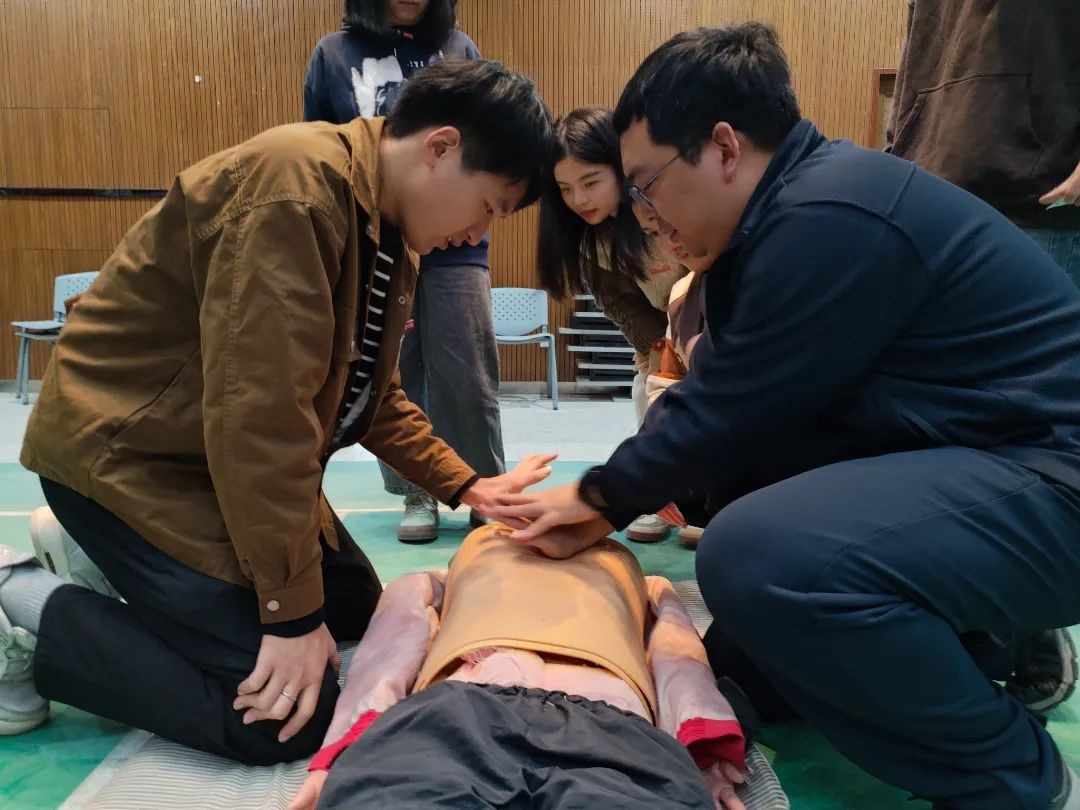 微信图片_20231116114731.jpg 微信图片_20231116114731.jpg
