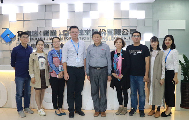 学院与众事达校企共建实训基地举行揭牌仪式_副本.jpg